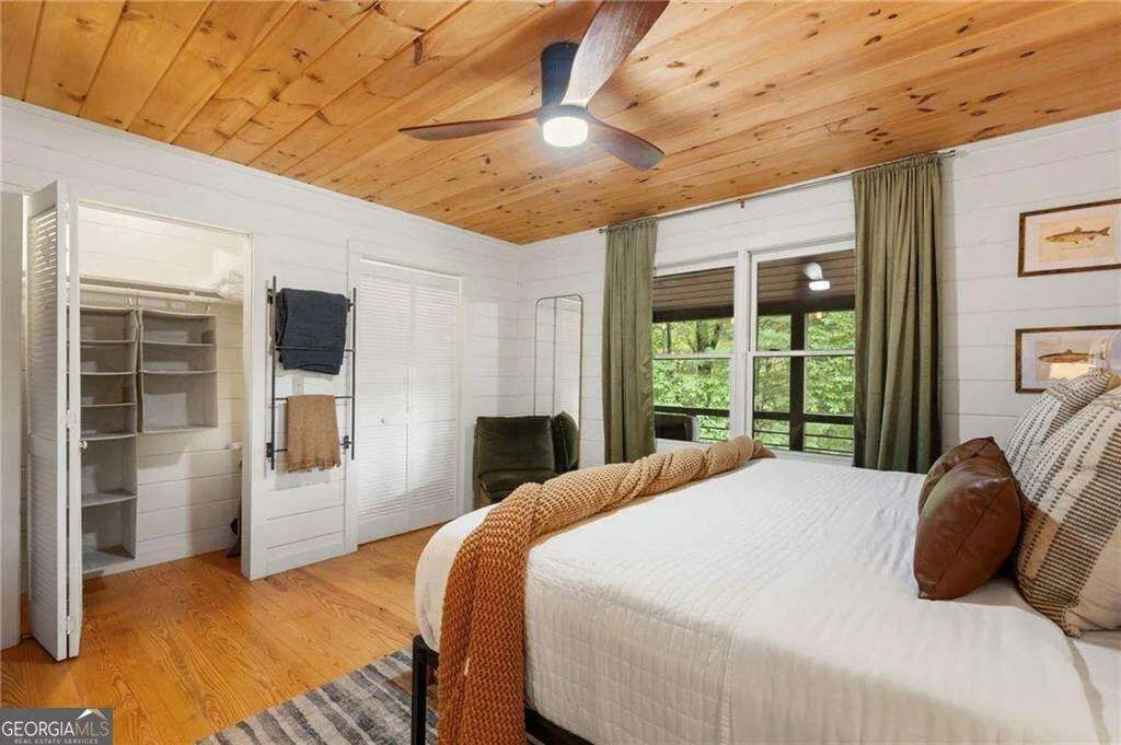 Photo of 120 Brookhaven Trail