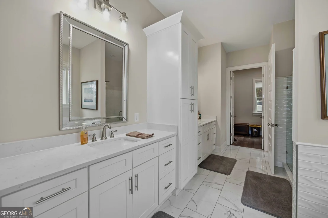 Photo of 1077 LEE ROAD 370