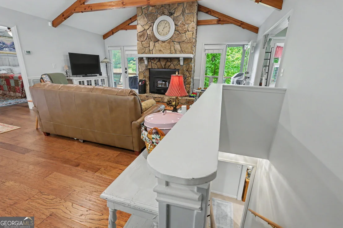 Photo of 854 Saddleback Circle
