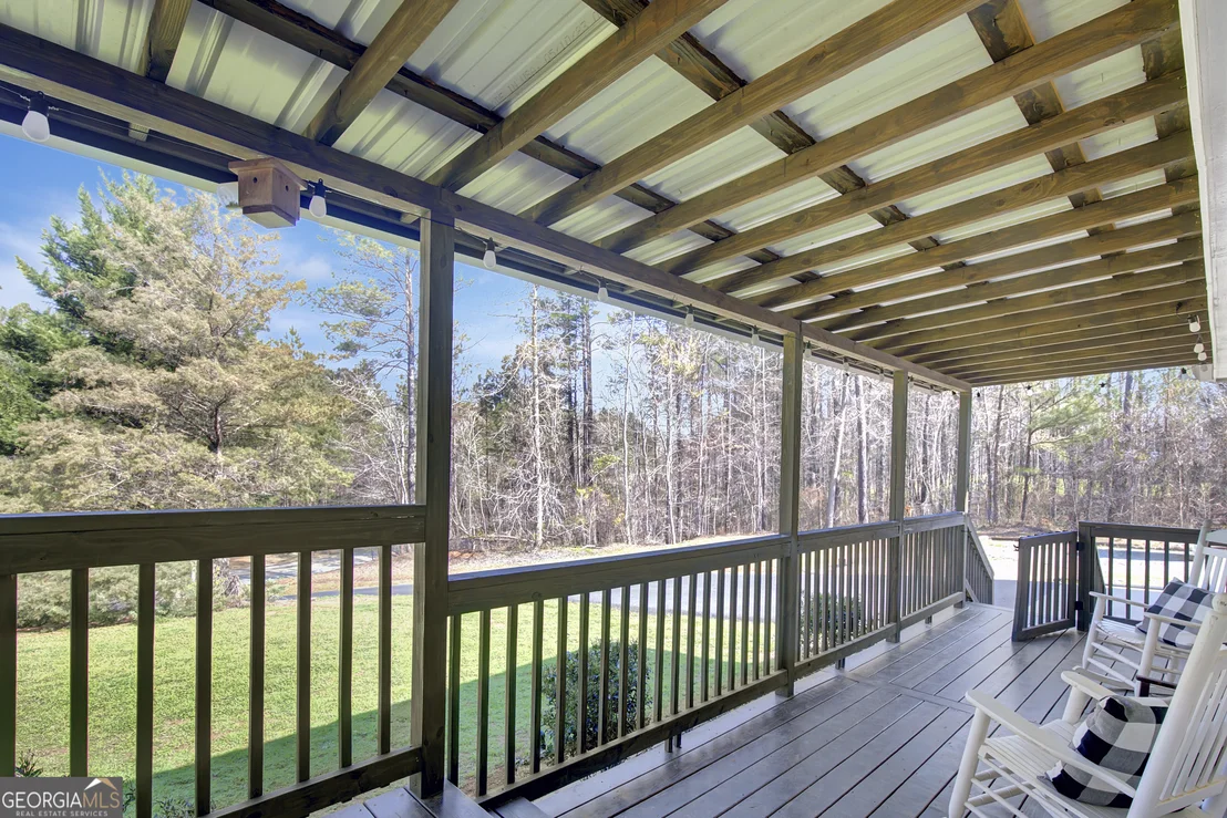 Photo of 1646 Ferry Road