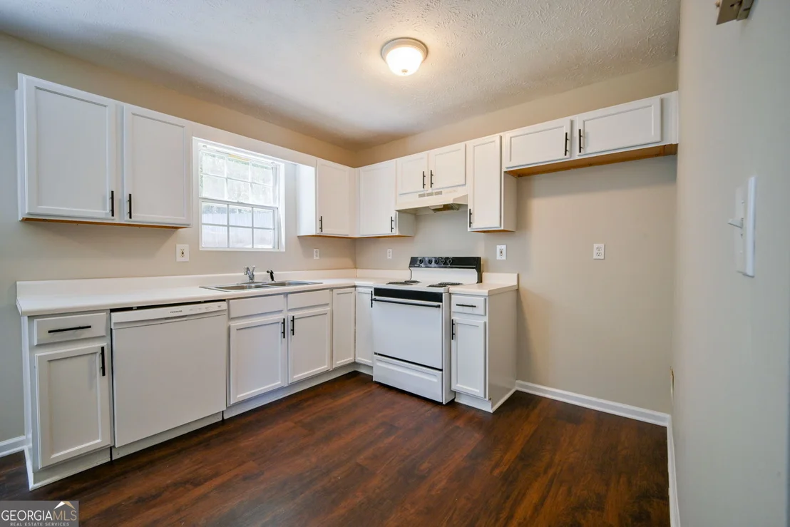 Photo of 9118 Sterling Lakes Circle