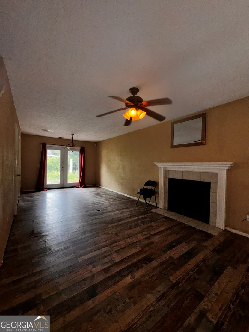 Photo of 105 Mapmaker Lane