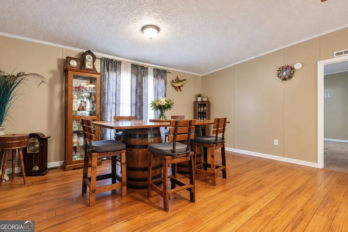 Photo of 383 Jones Road
