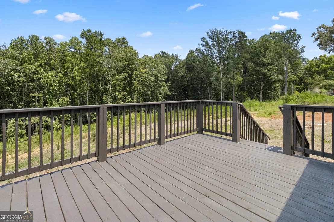 Photo of 654 Robertson Loop Road