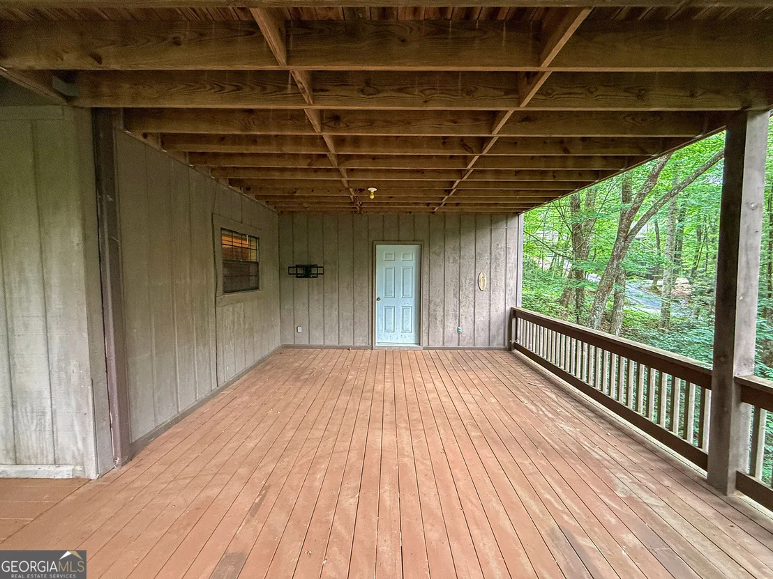 Photo of 195 Cedar Lane