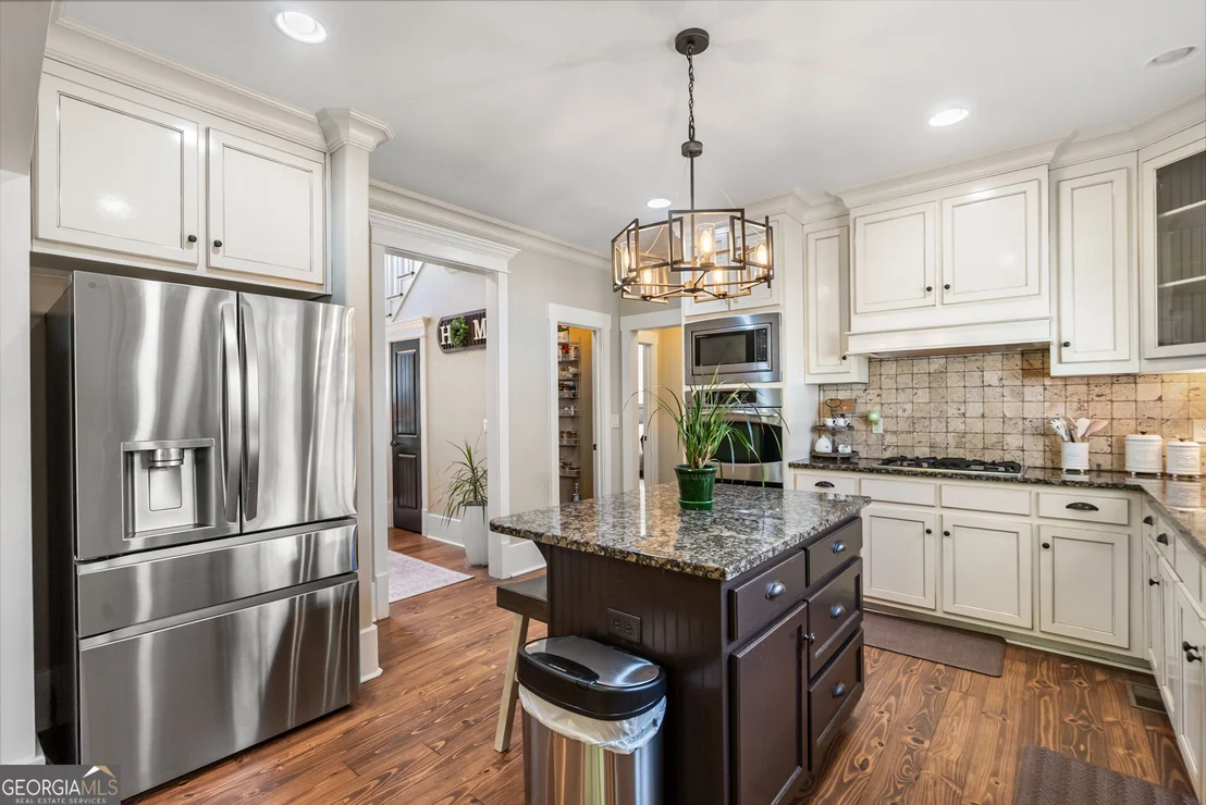 Photo of 719 Clubside Drive