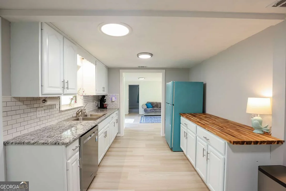 Photo of 1492 Sand Hill Road