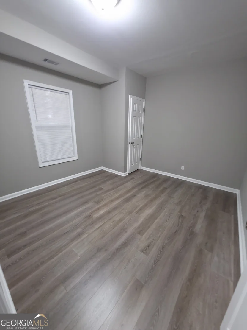 Photo of 160 Williamsburg Way