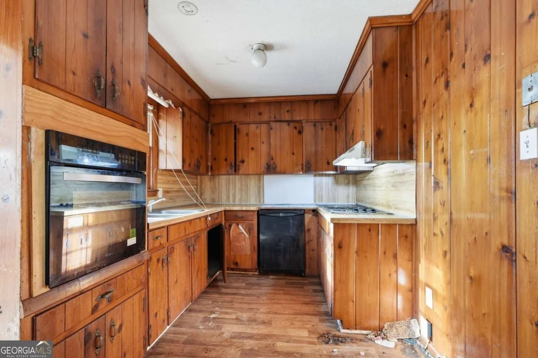Photo of 5911 Meadowview Road