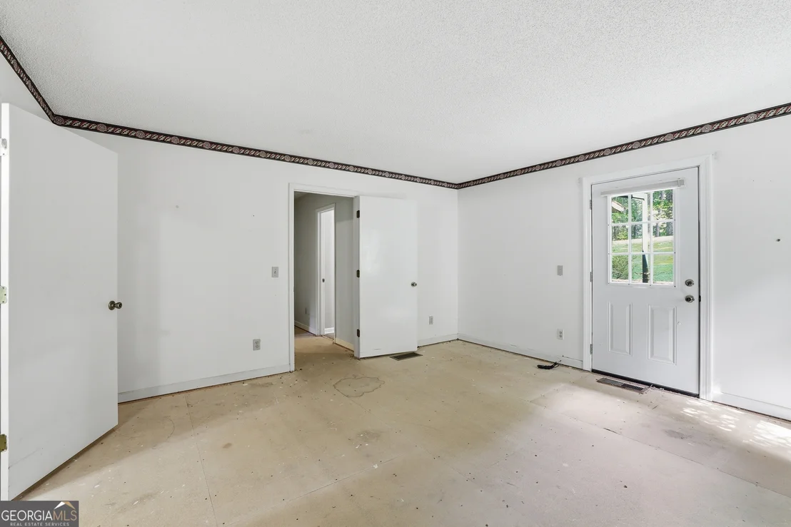 Photo of 592 Potomac Drive