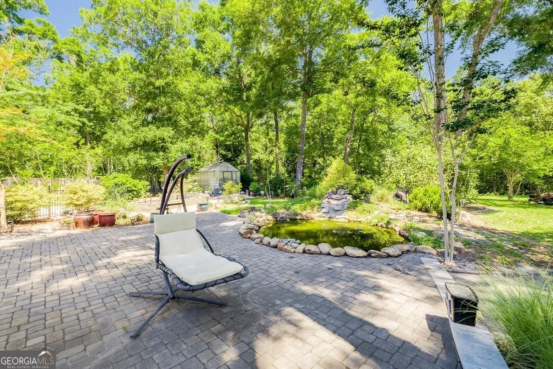 Photo of 152 Cambridge Drive