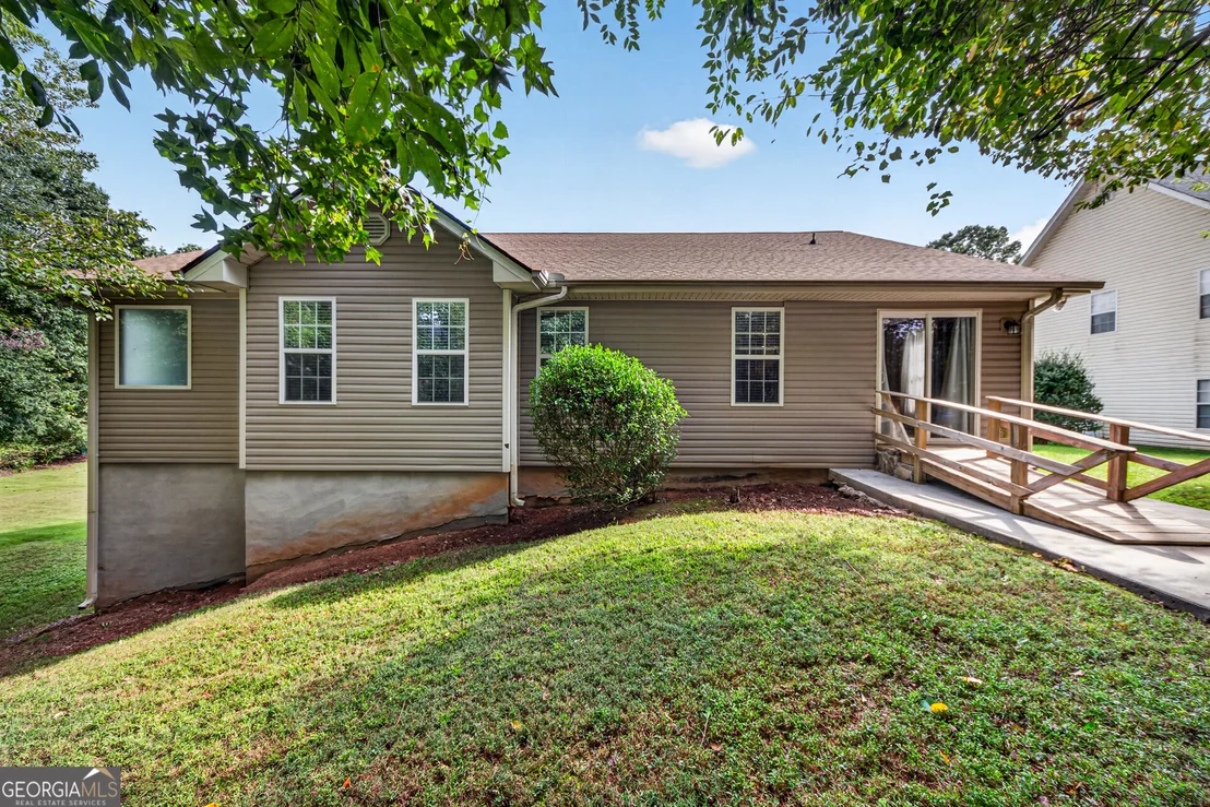 Photo of 223 Stonebrook Drive