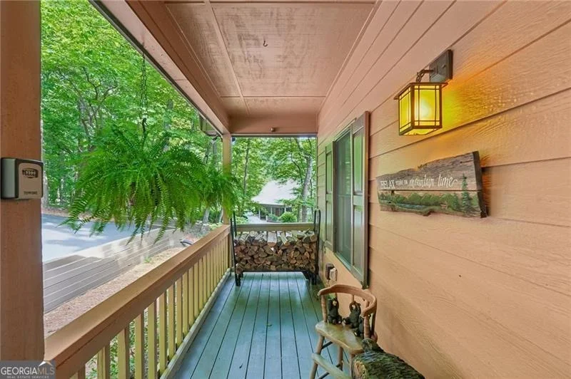 Photo of 1482 Valley View Drive