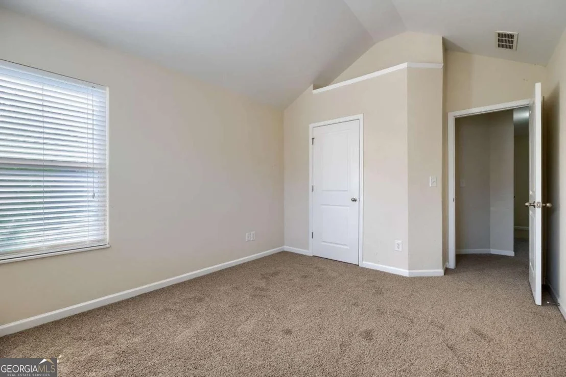 Photo of 5237 Mill Way