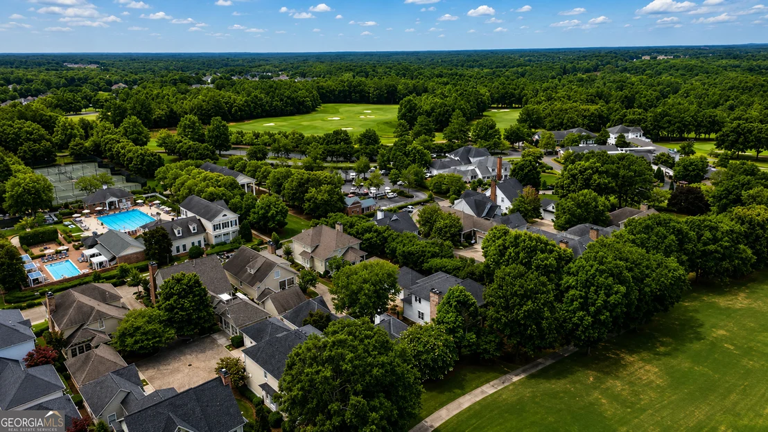 Photo of 845 Commons Park