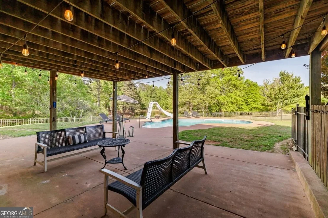 Photo of 136 Hidden Lake Drive
