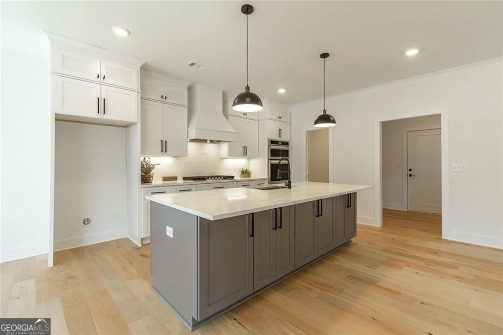 Photo of 5808 Swinging Gate Road