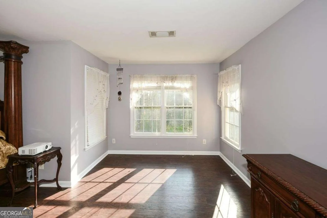 Photo of 5045 Southern Trace Drive