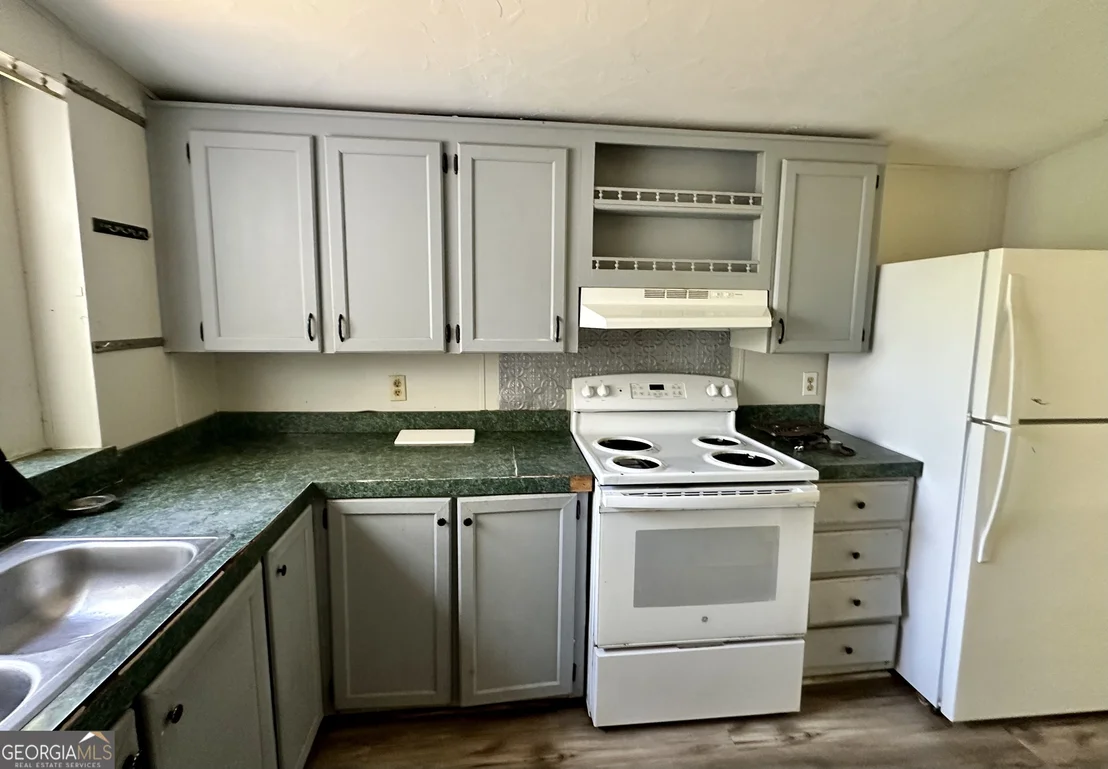 Photo of 4523 Mockingbird Lane