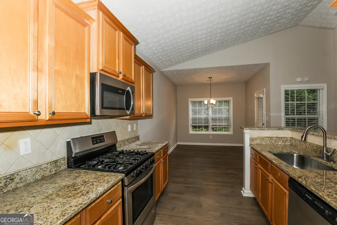 Photo of 1055 Maple Leaf Drive