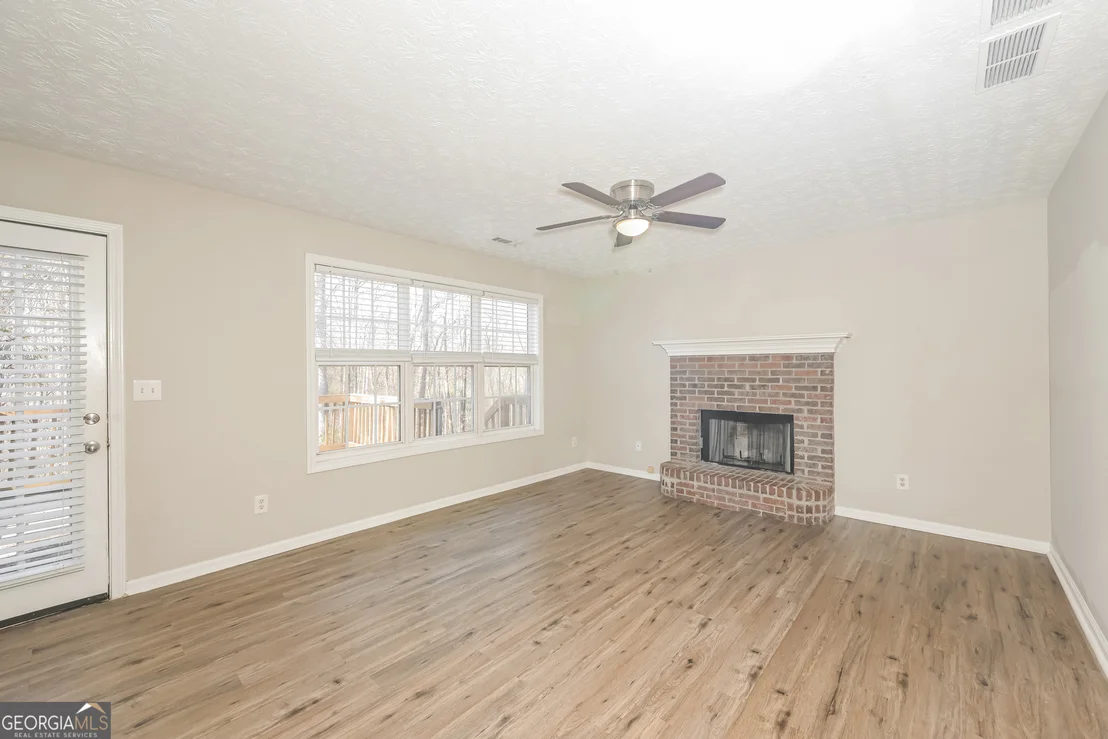 Photo of 275 Trelawney Drive