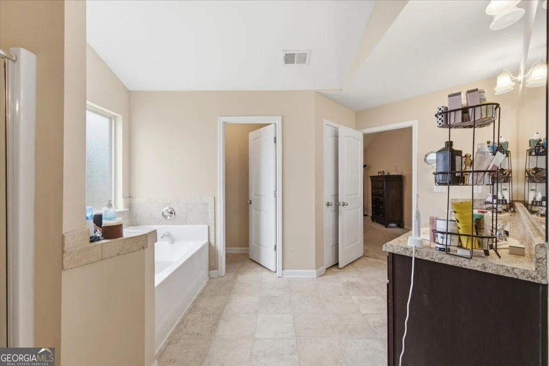 Photo of 1126 Paramount Drive