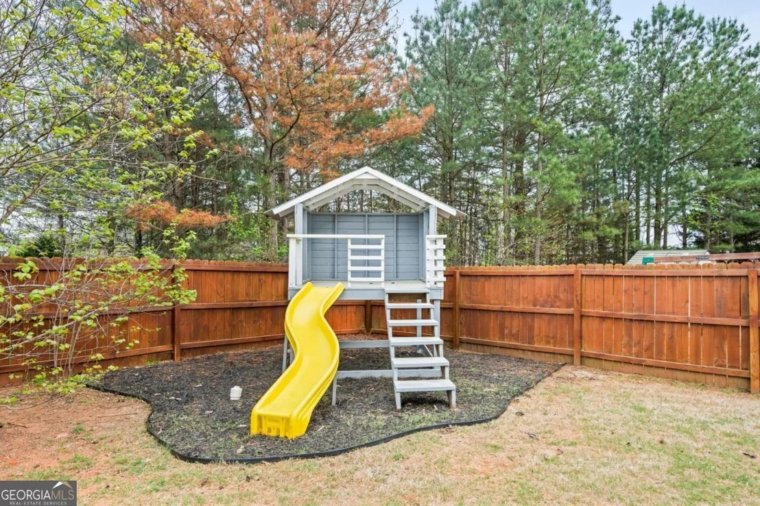 Photo of 555 Evergreen Way