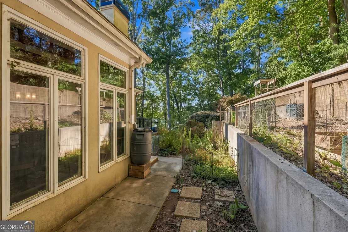 Photo of 3601 Lakeview Drive