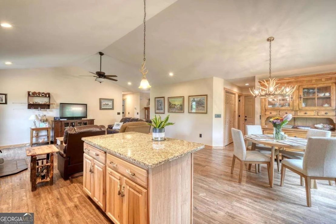 Photo of 366 Upper Fox Trail