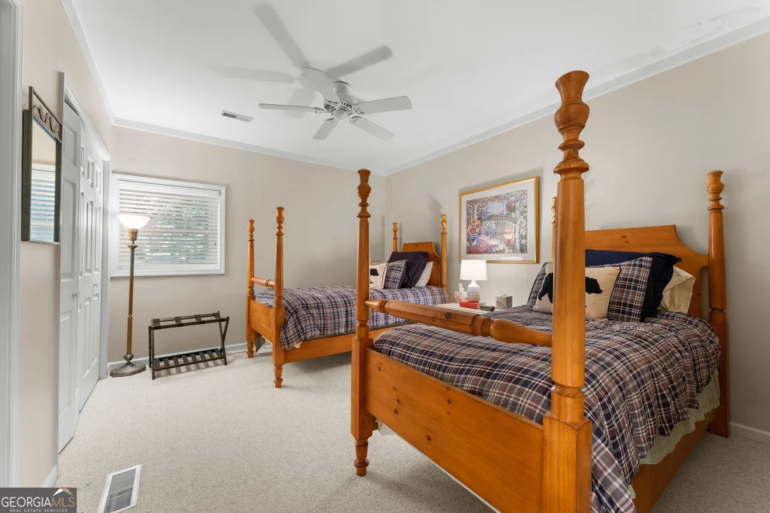 Photo of 234 Saddleback Circle