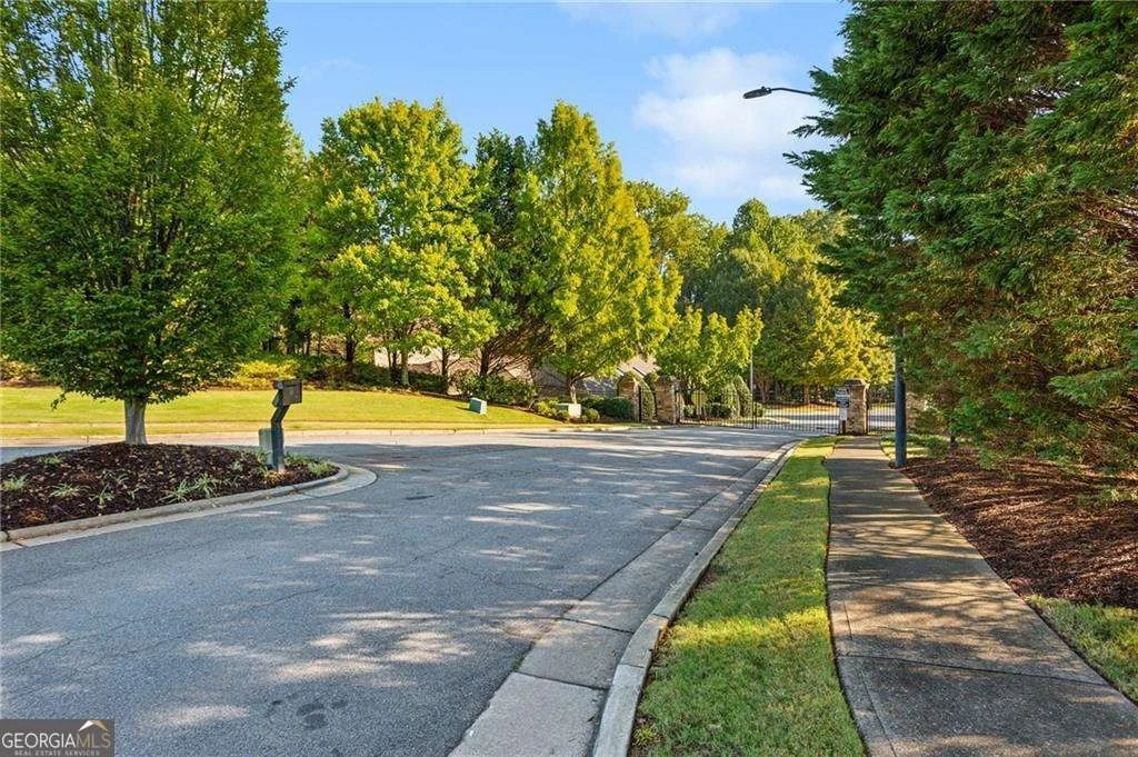 Photo of 1013 Water Oak Trace