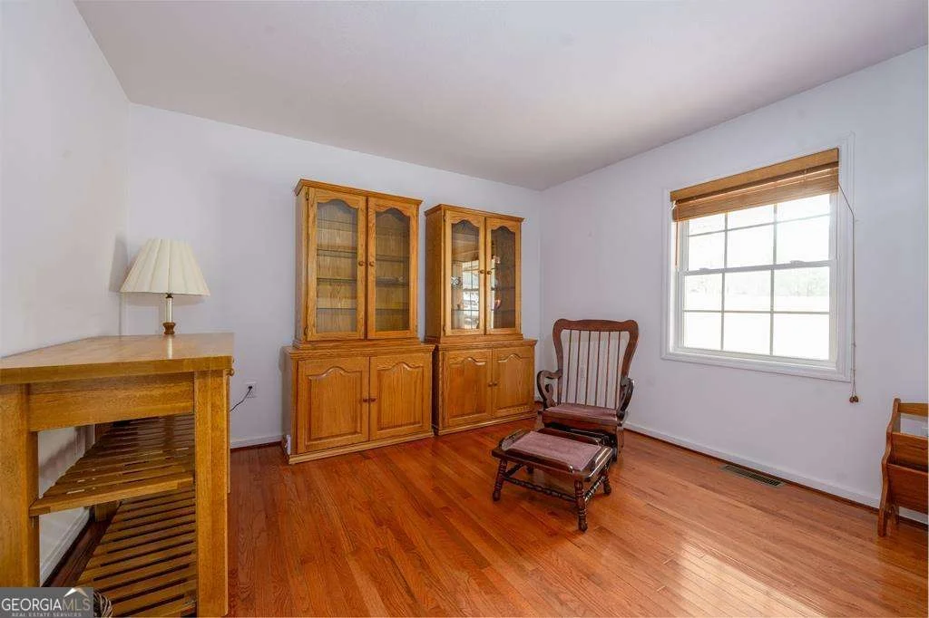 Photo of 221 Hunter Lane