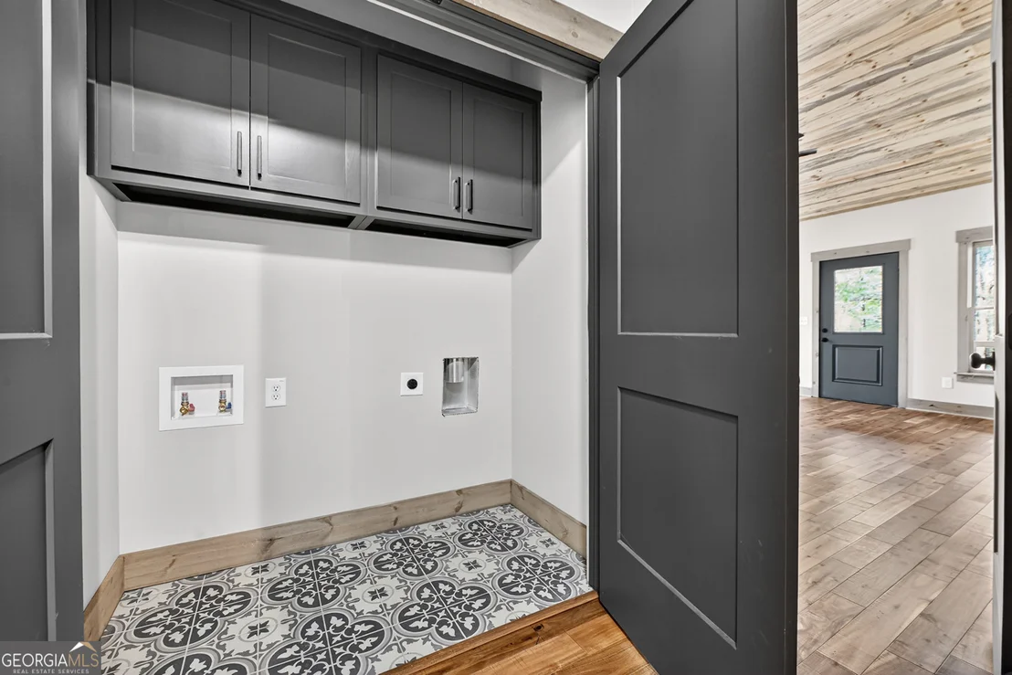 Photo of 375 Seneca Drive