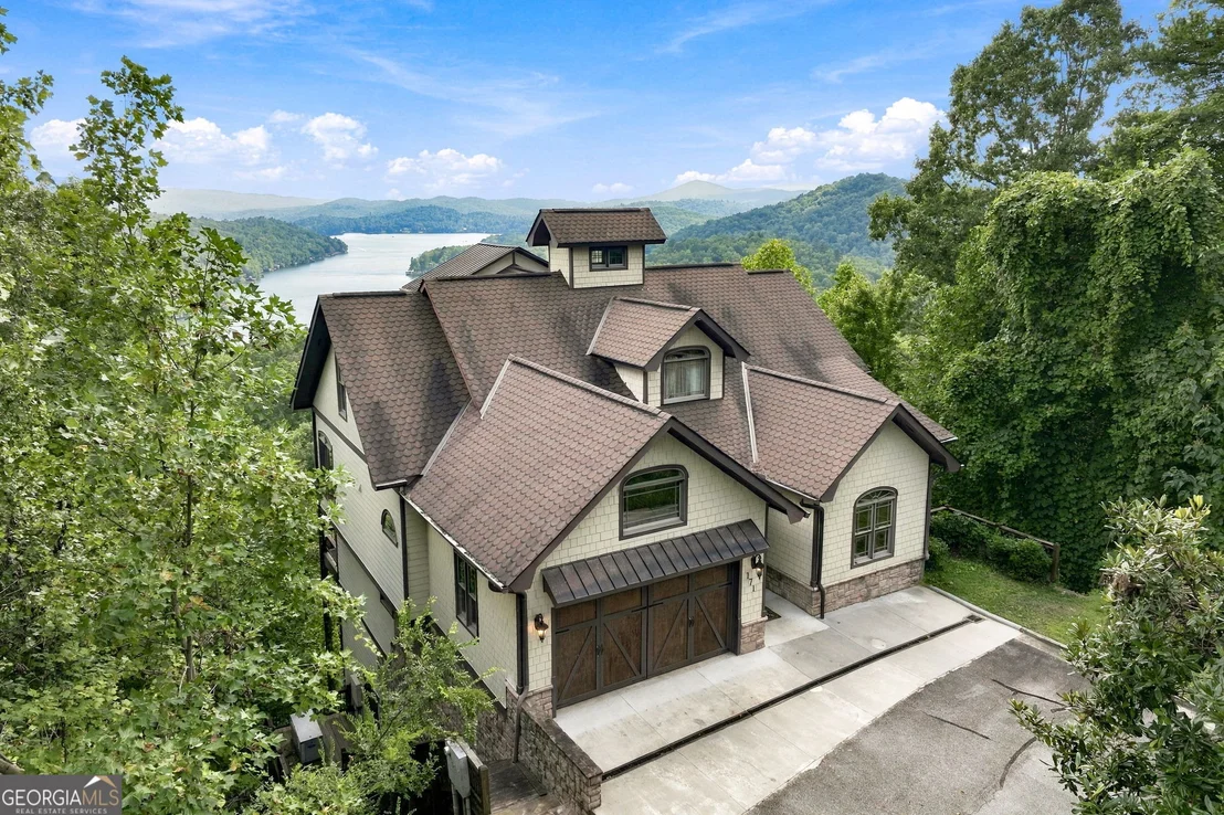 Photo of 171 High Pointe Drive