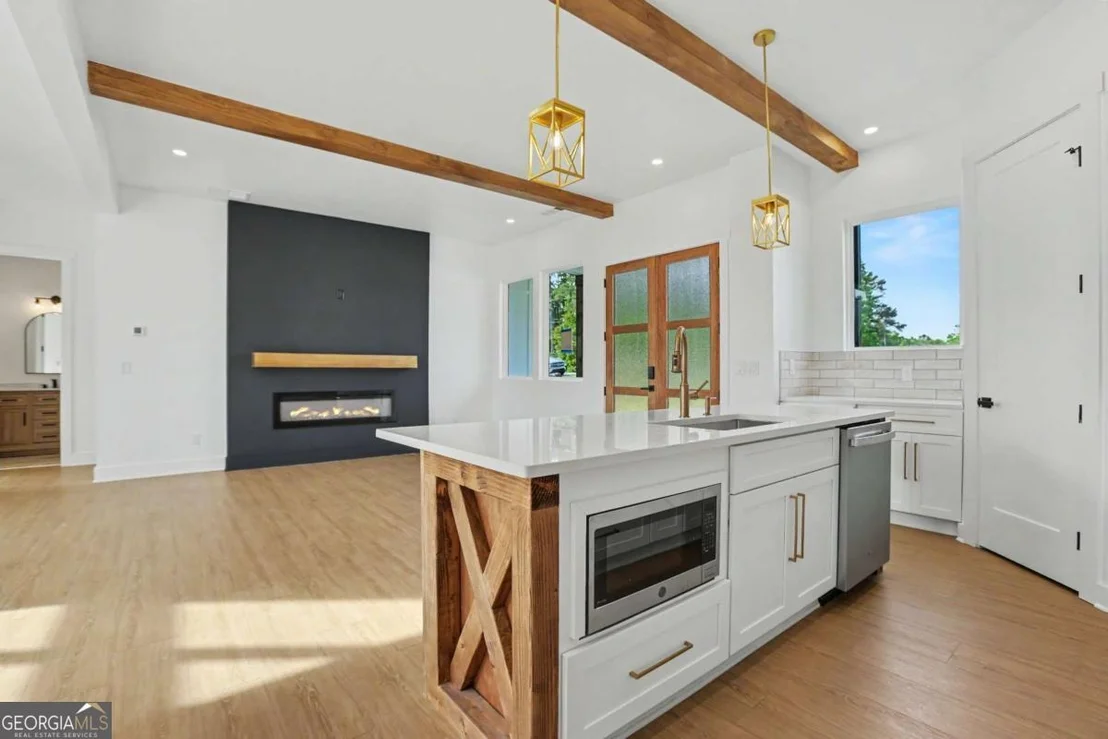 Photo of 5147 Shirley Road