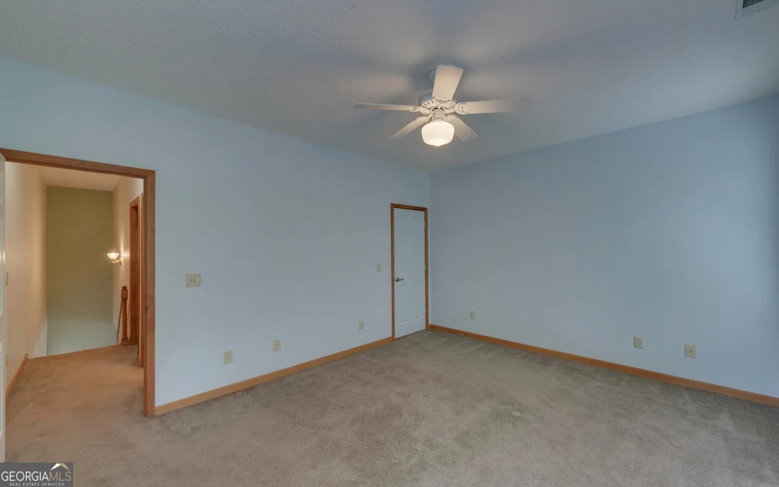 Photo of 371 Shorewood Circle