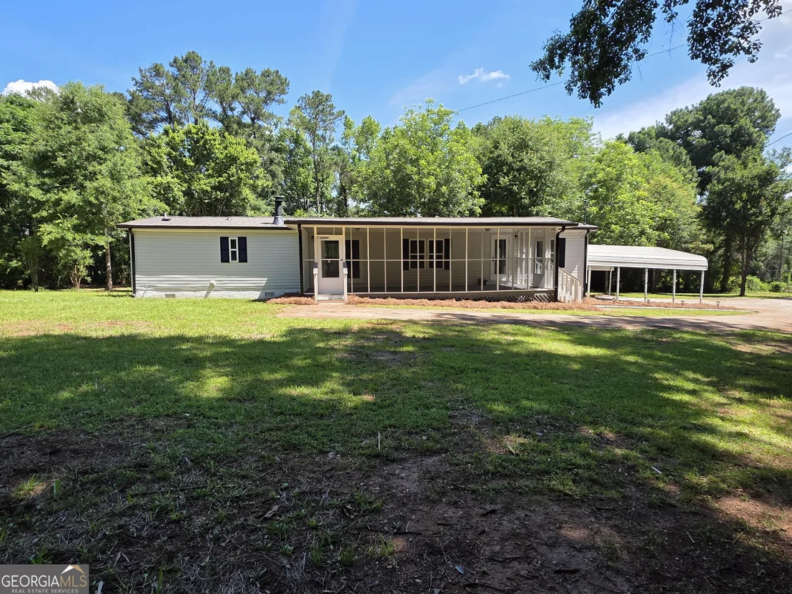 Photo of 305 Zellner Road