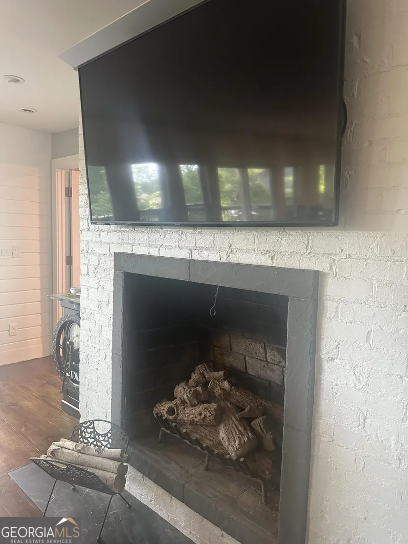 Photo of 7045 Collins Point Road