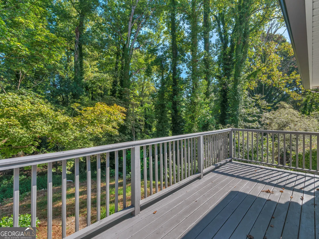 Photo of 984 Morrow Road