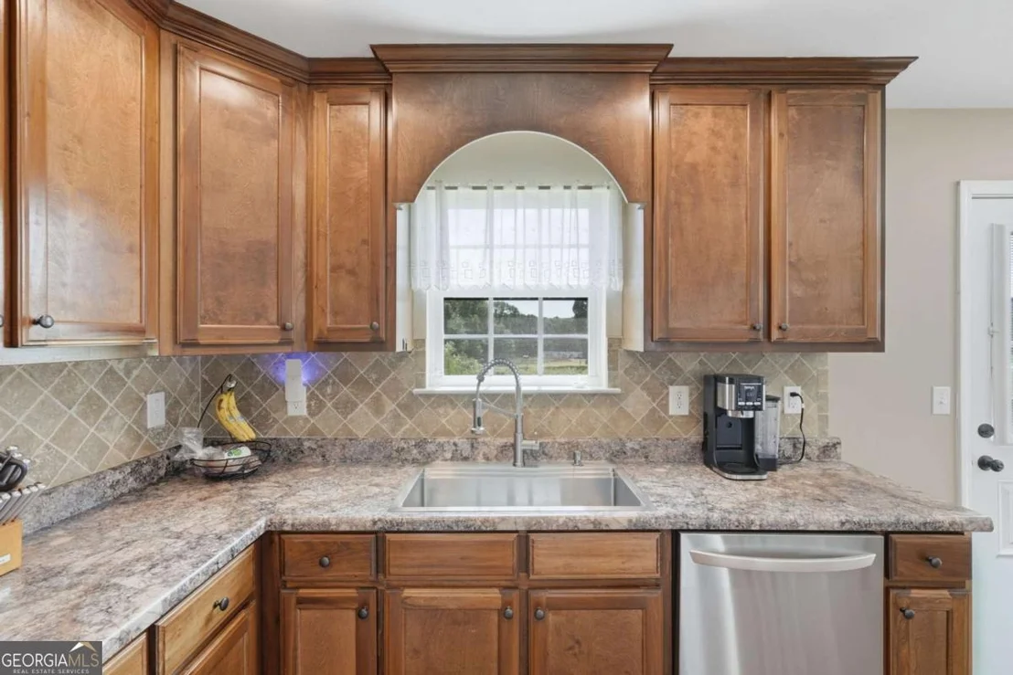 Photo of 8241 Mountain Glen Drive