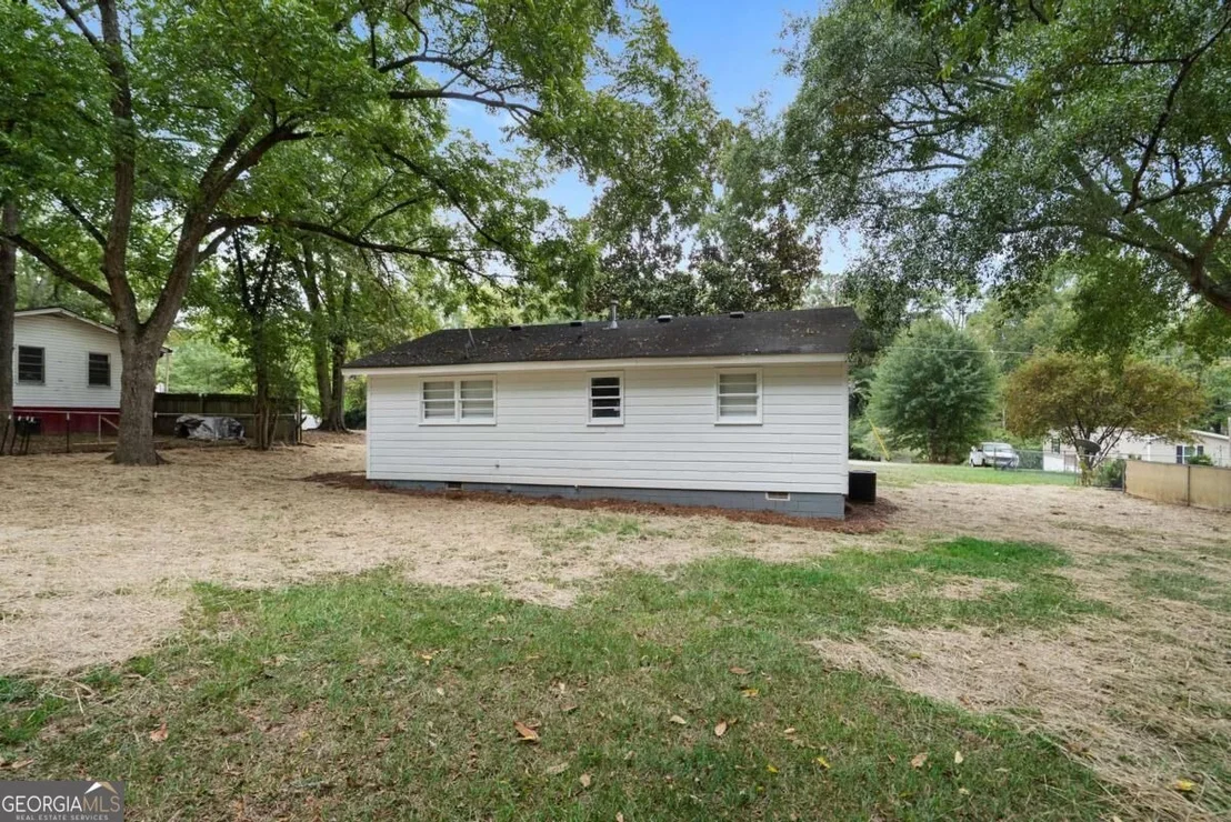 Photo of 210 Douglas Street