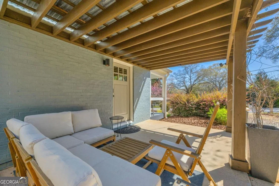 Photo of 330 Pine Needle Road