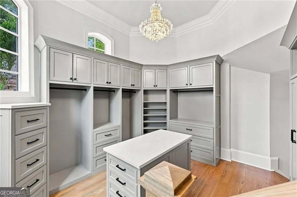 Photo of 6756 Hedge Row Lane