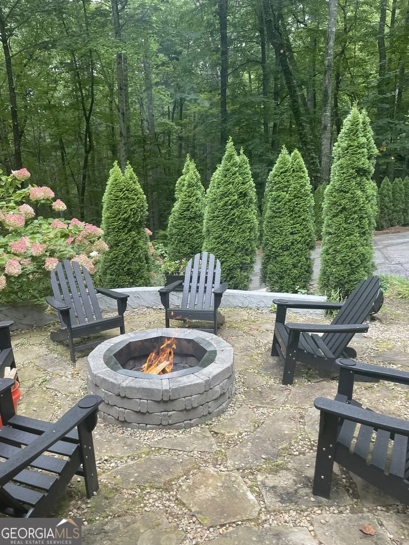 Photo of 499 Ridgepole Drive