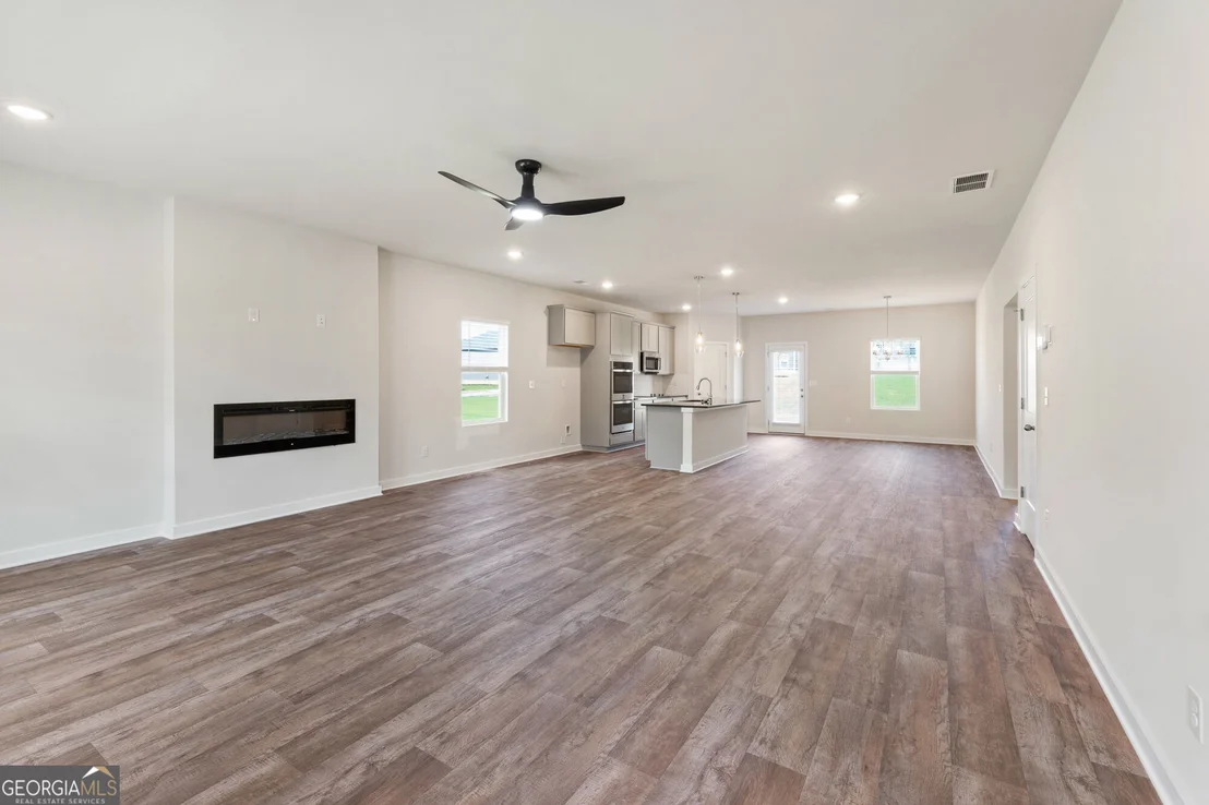 Photo of 199 Crabapple Road