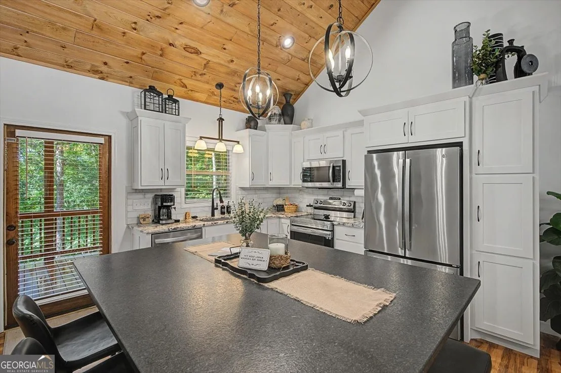 Photo of 617 Zenith Trail