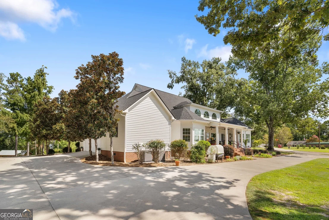 Photo of 1003 Mohawk Drive