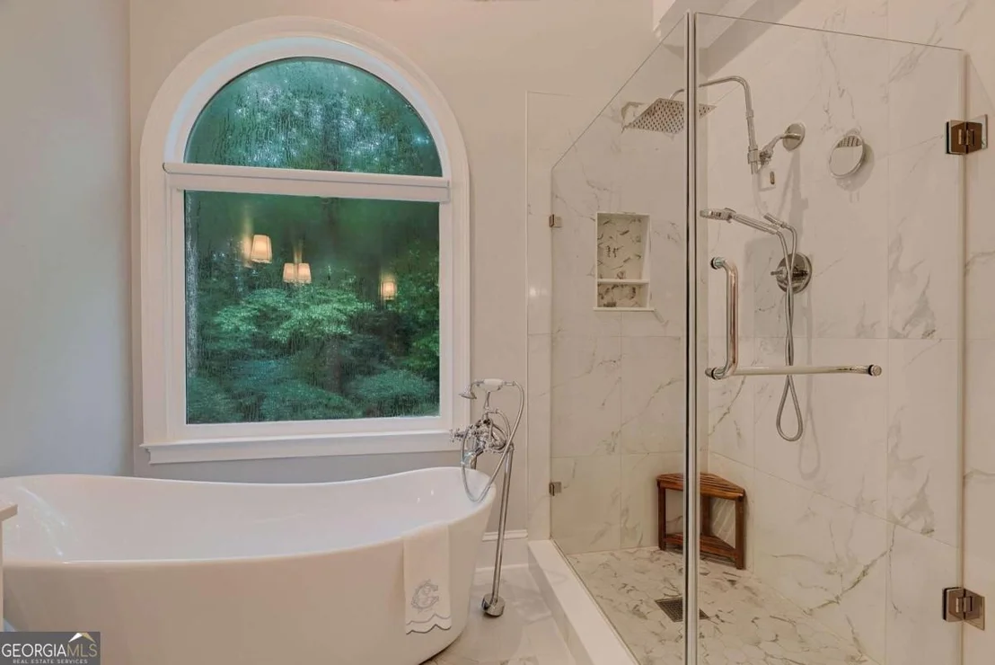 Photo of 152 Thornhill Drive
