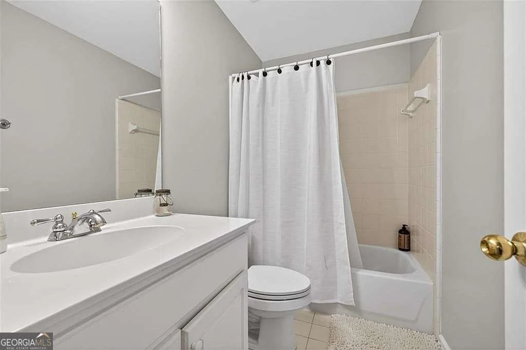 Photo of 2641 Hillgrove Drive