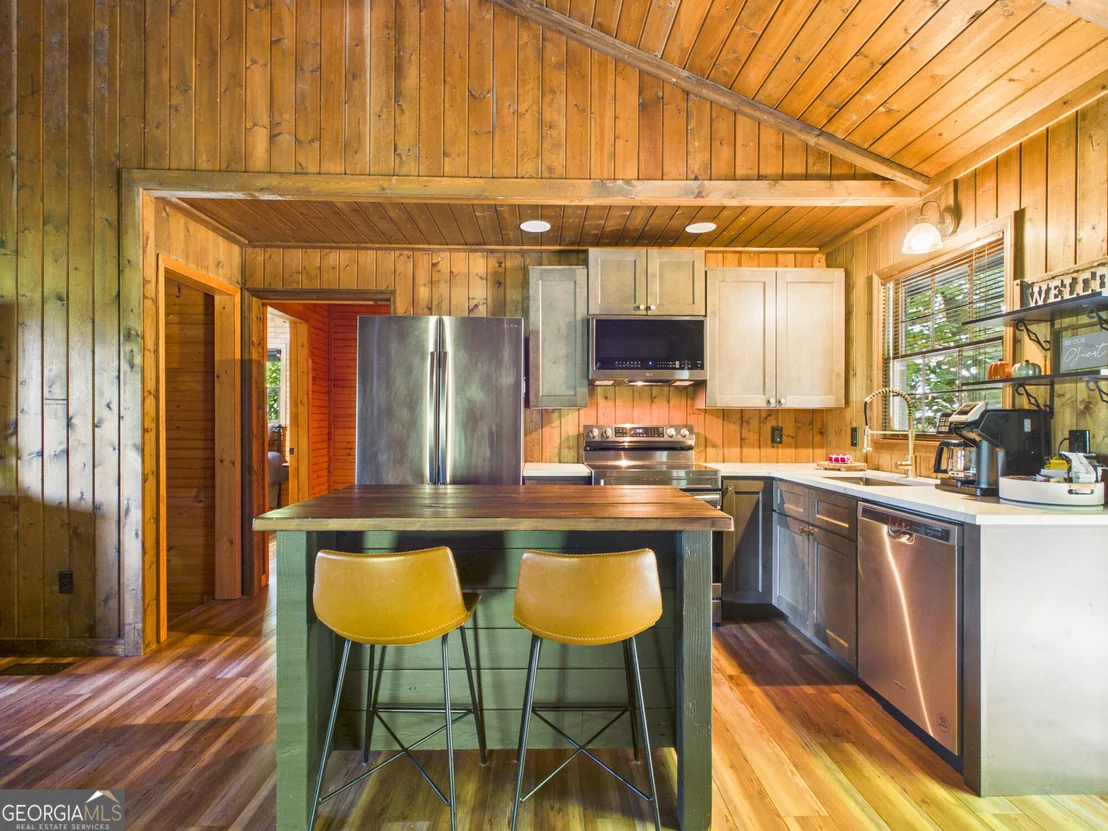 Photo of 445 Orchid Trail